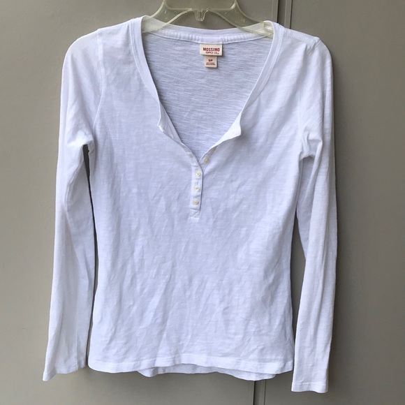 Bundle of Mossimo Tops - Picture 2 of 5